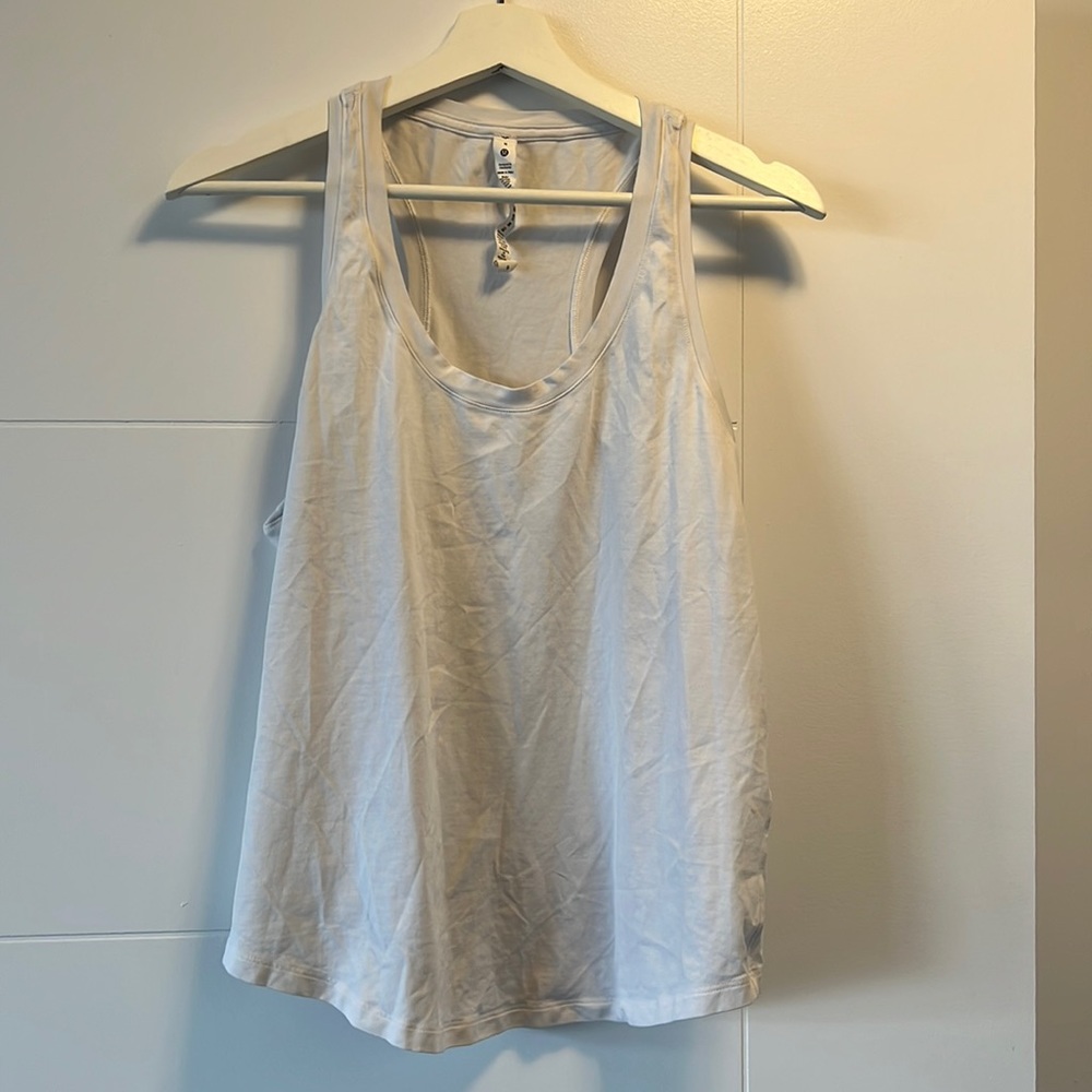 Lululemon tank top